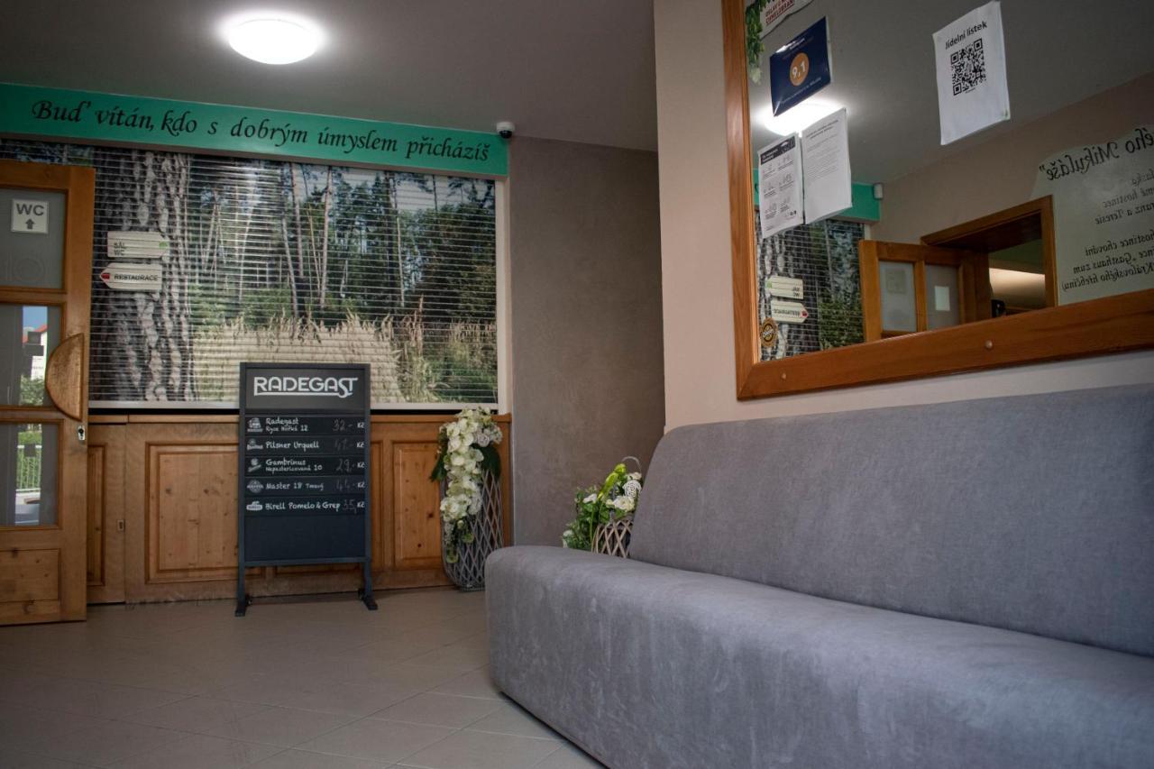Hostinec A Penzion U Sv. Mikulase Hat Ngoại thất bức ảnh